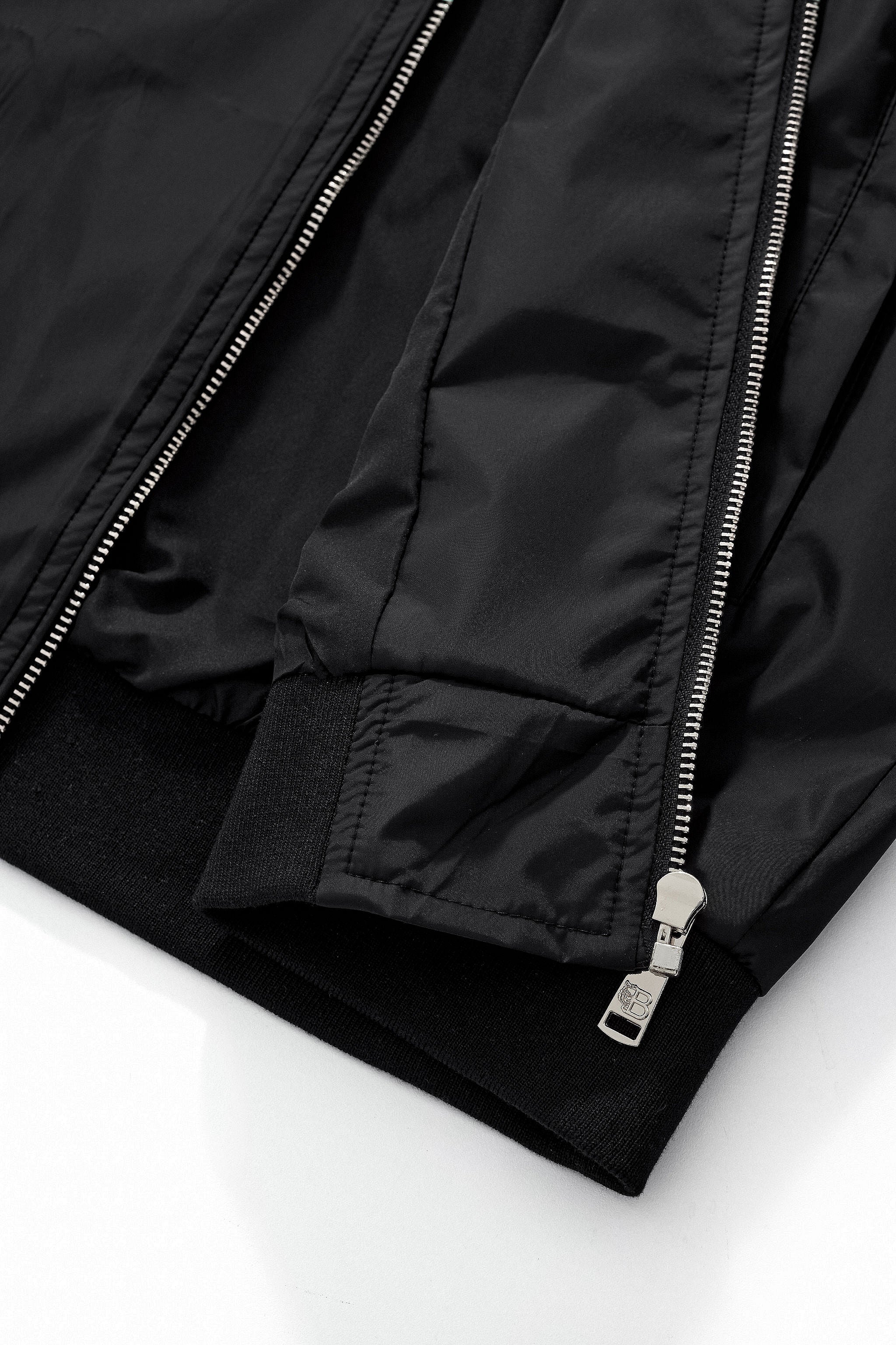 AeroLite Nylon Zip Jacket BLACK - Image 10