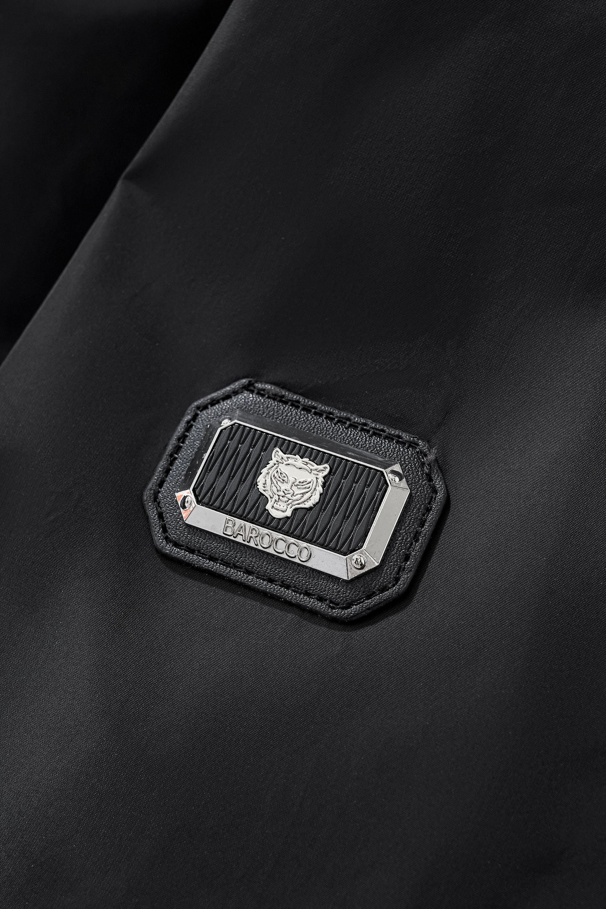 AeroLite Nylon Zip Jacket BLACK - Image 8