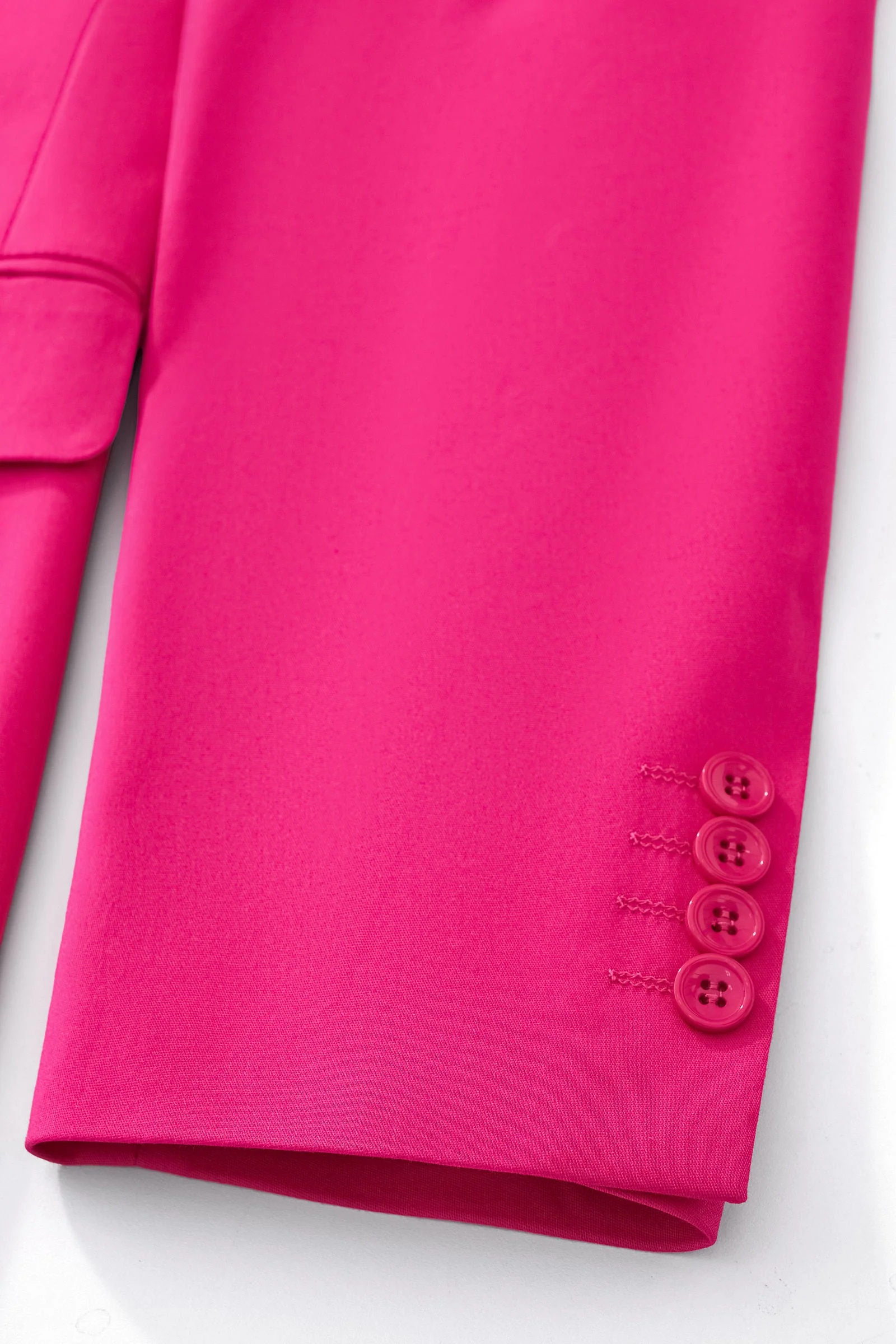 ESSENCE SIGNATURE SUIT FUSHIA - Image 12