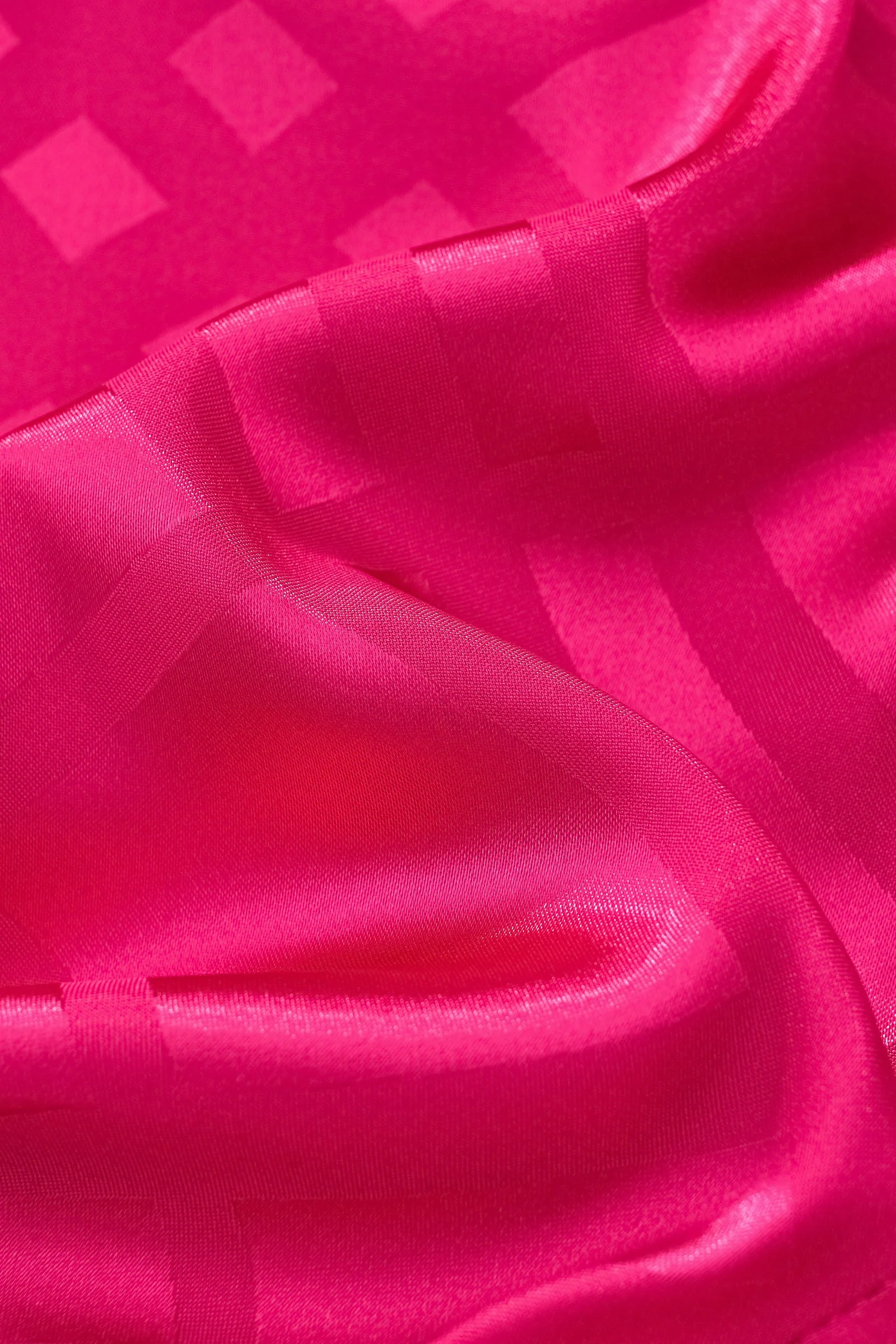ESSENCE SIGNATURE SUIT FUSHIA - Image 16