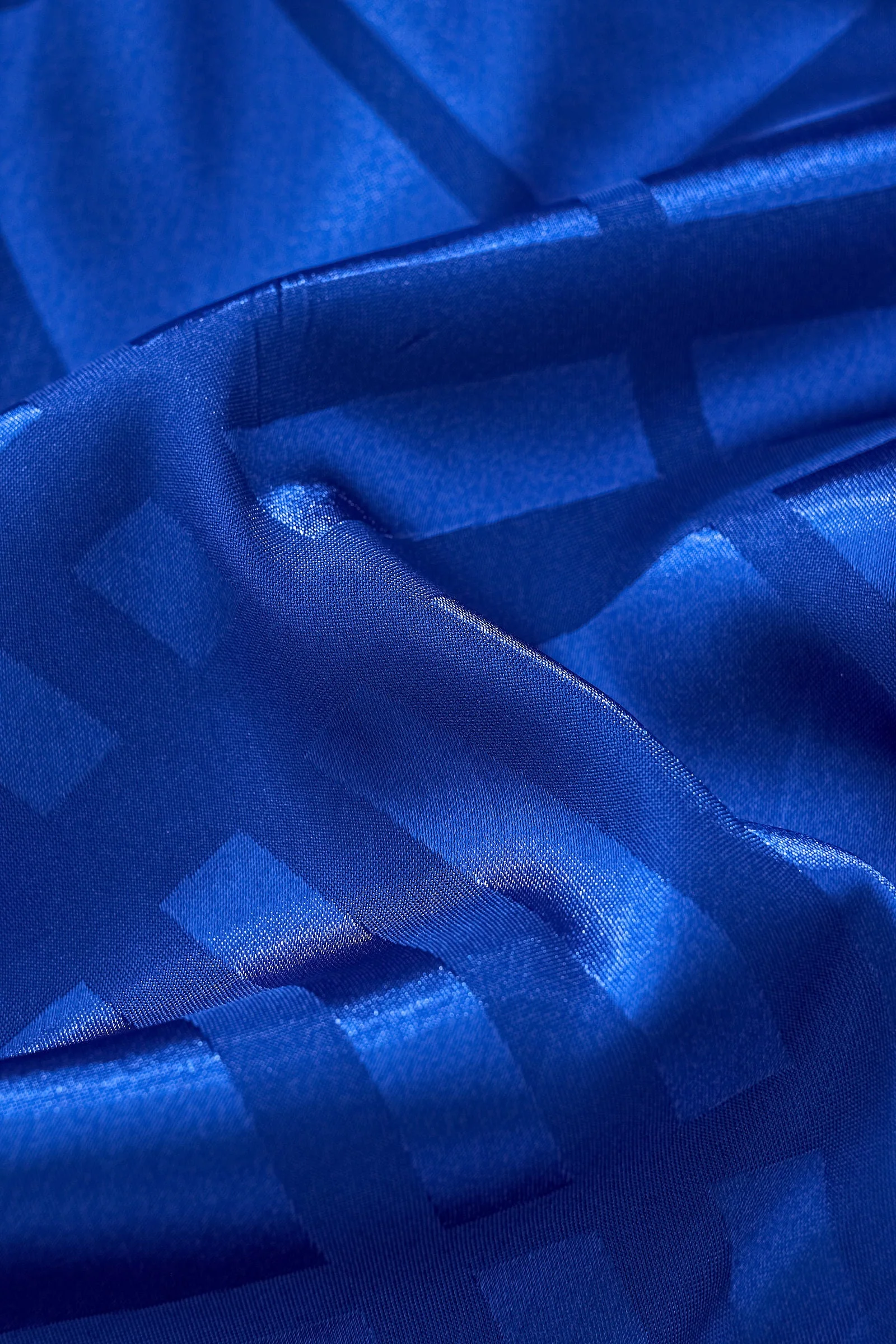 ESSENCE SIGNATURE SUIT ROYAL - Image 16