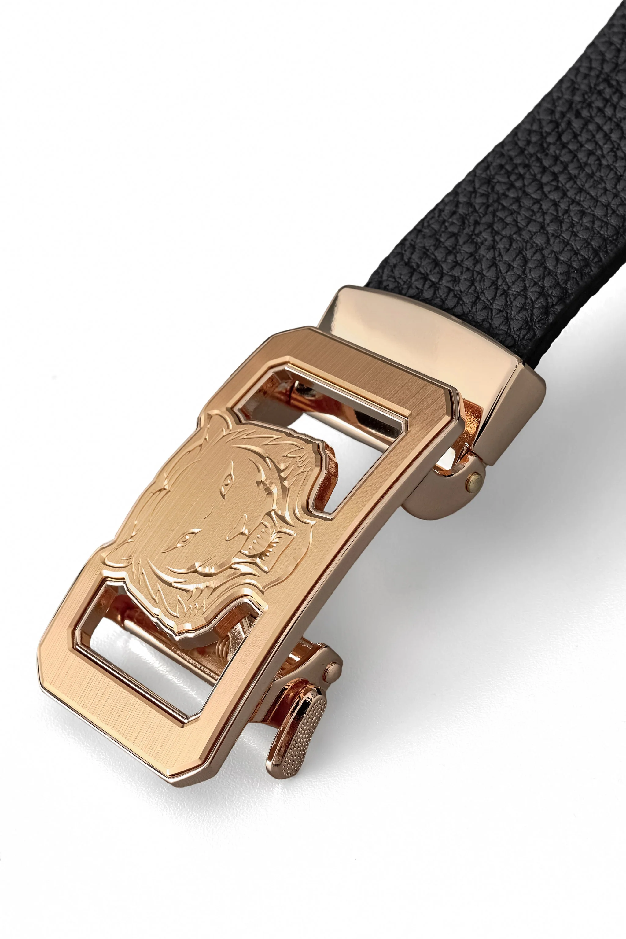 Pebbled Leather Lion Auto BKL Belt – Gold Ed. GOLD/BLACK - Image 3
