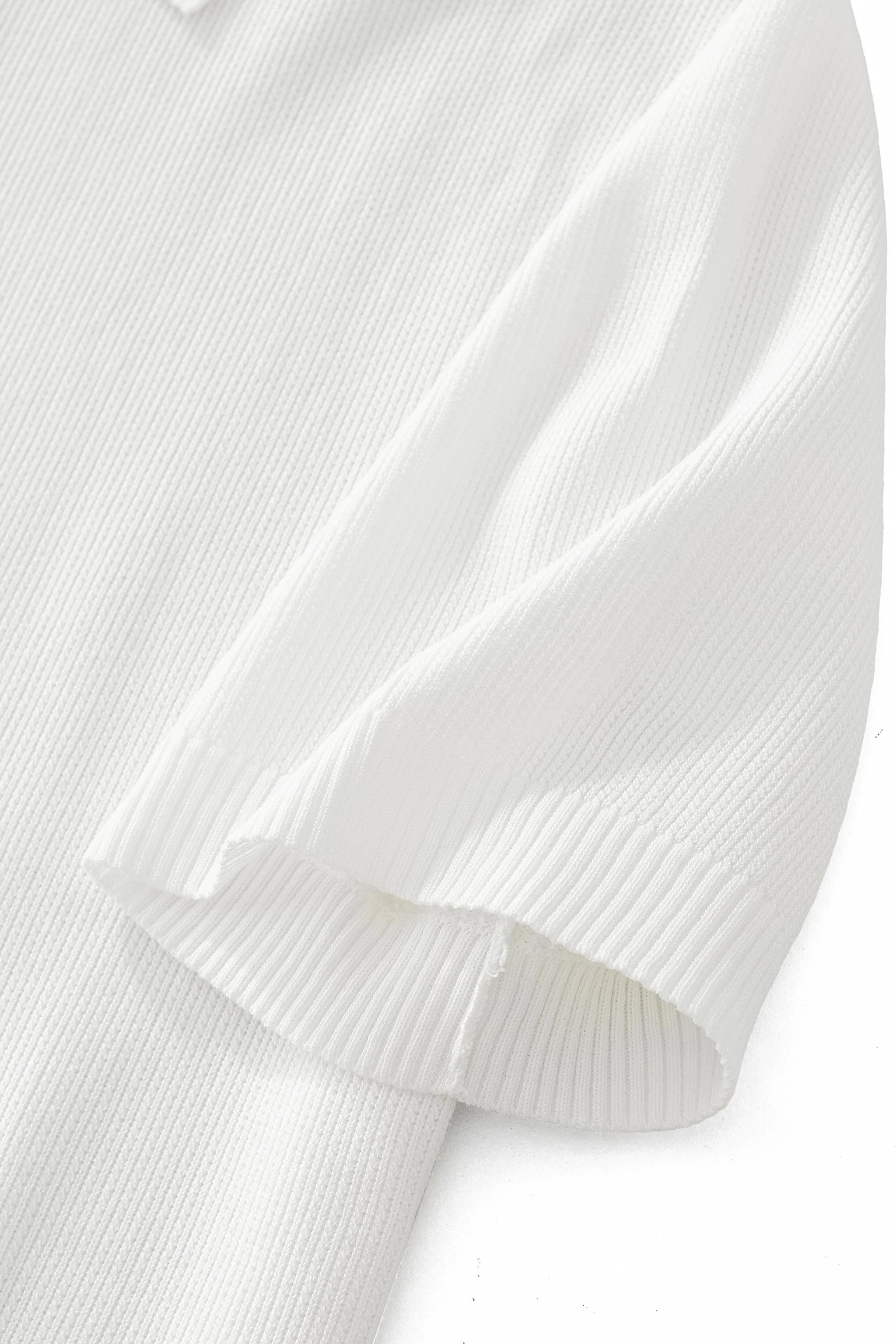 Refined Motion Knit Polo WHITE - Image 4