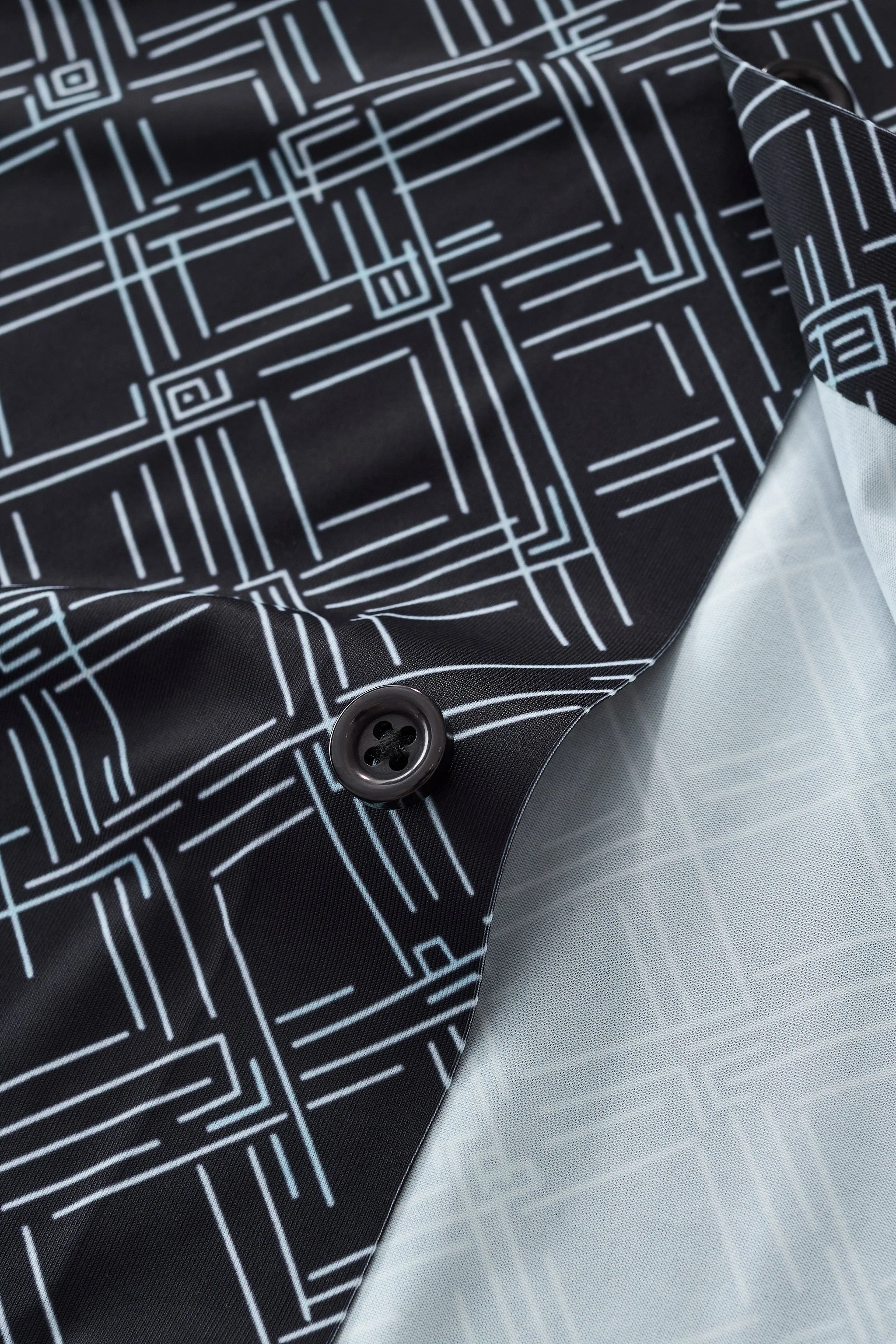 Seamless Geo Print Shirt – El Baron BLACK - Image 9