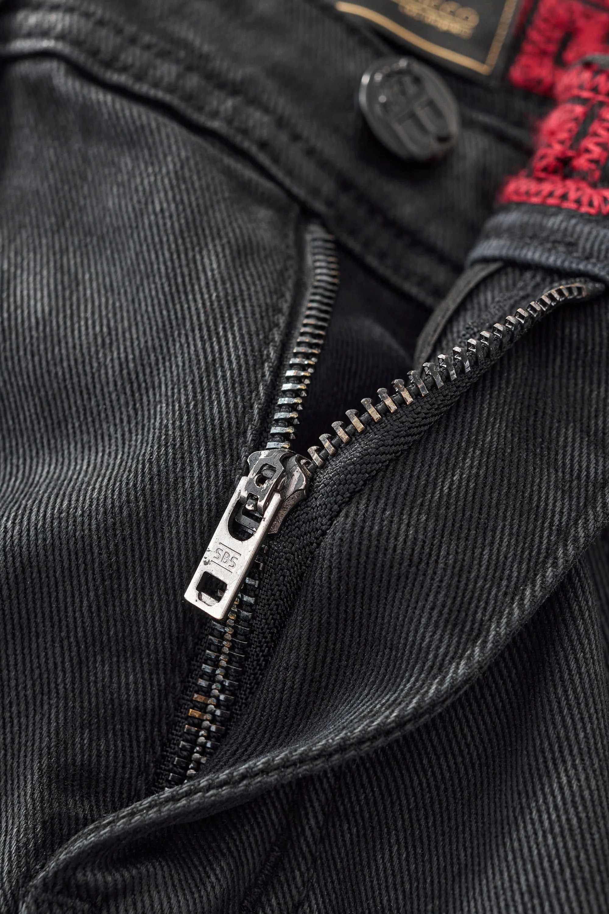 Shadow Coated Denim BLACK - Image 4