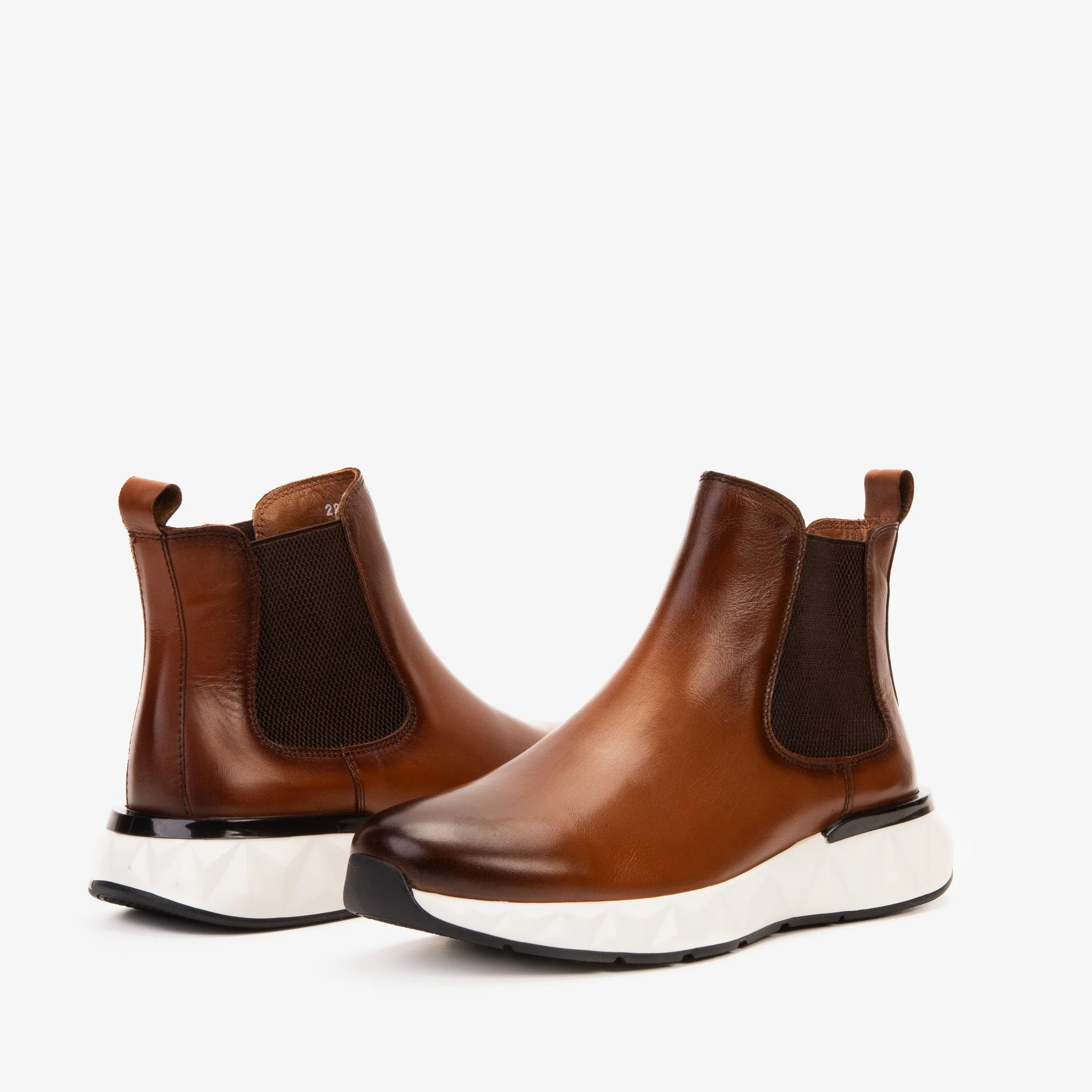 The Apex Tan Leather Men Chealsea Boot - Image 3