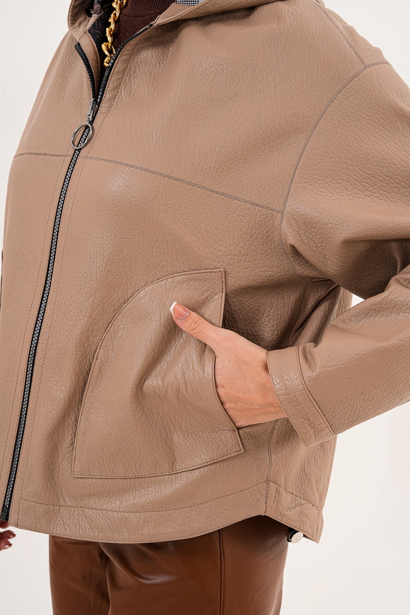 The Calyra Reversible Leather Women Jacket – Taupe - Image 5