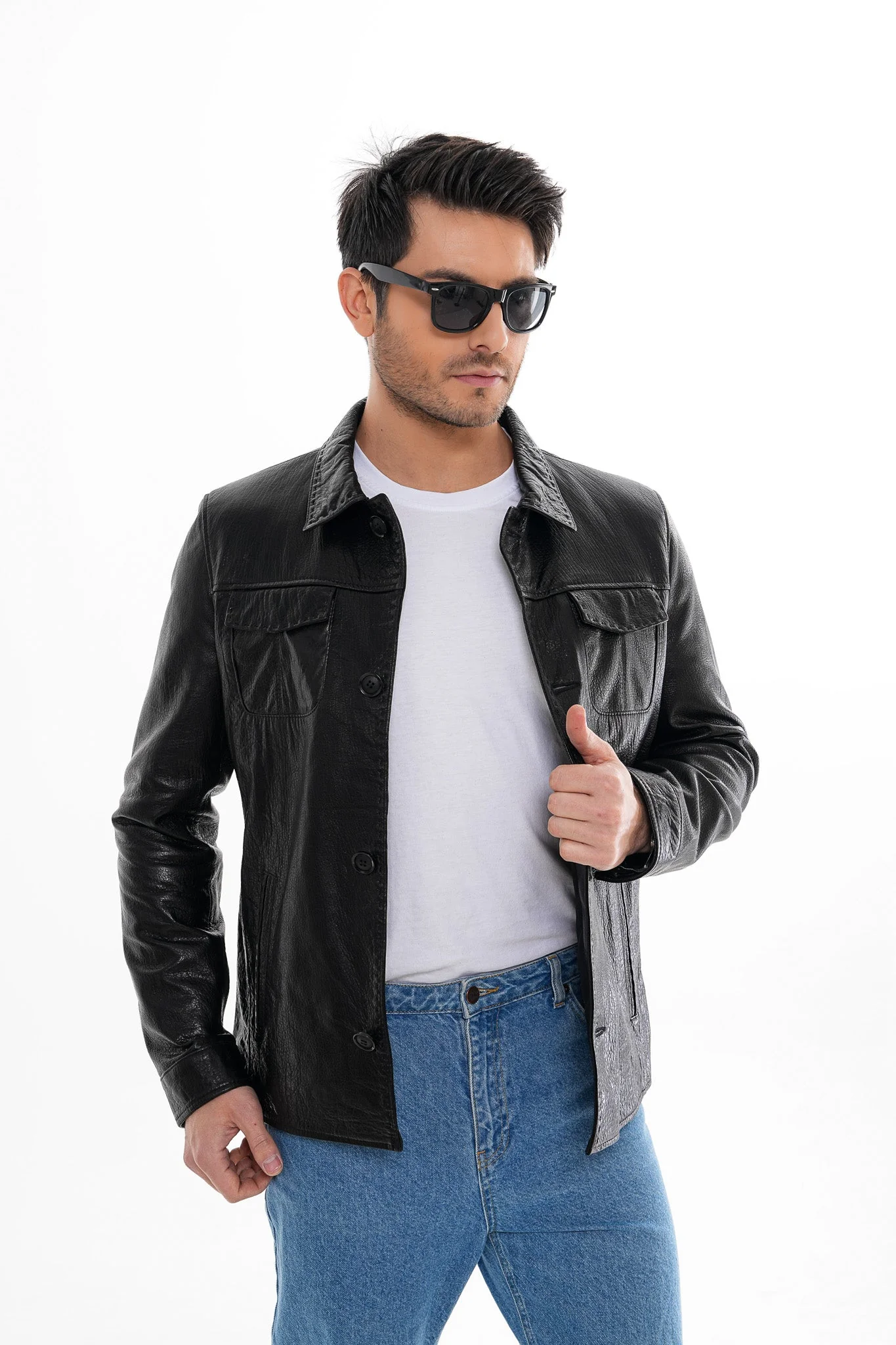 The Mantua Black Pebbled Leather Jacket - Image 6