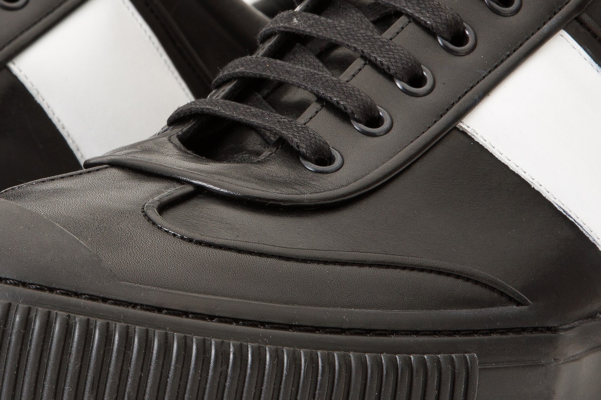 The Rom Black Leather Men Sneaker - Image 3