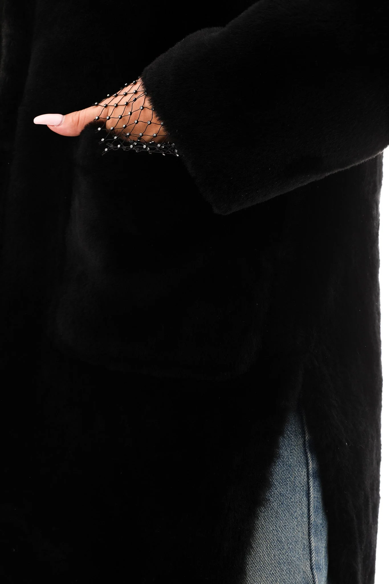 The VESARA Reversible Shearling Women Leather Coat – Jet Black - Image 7