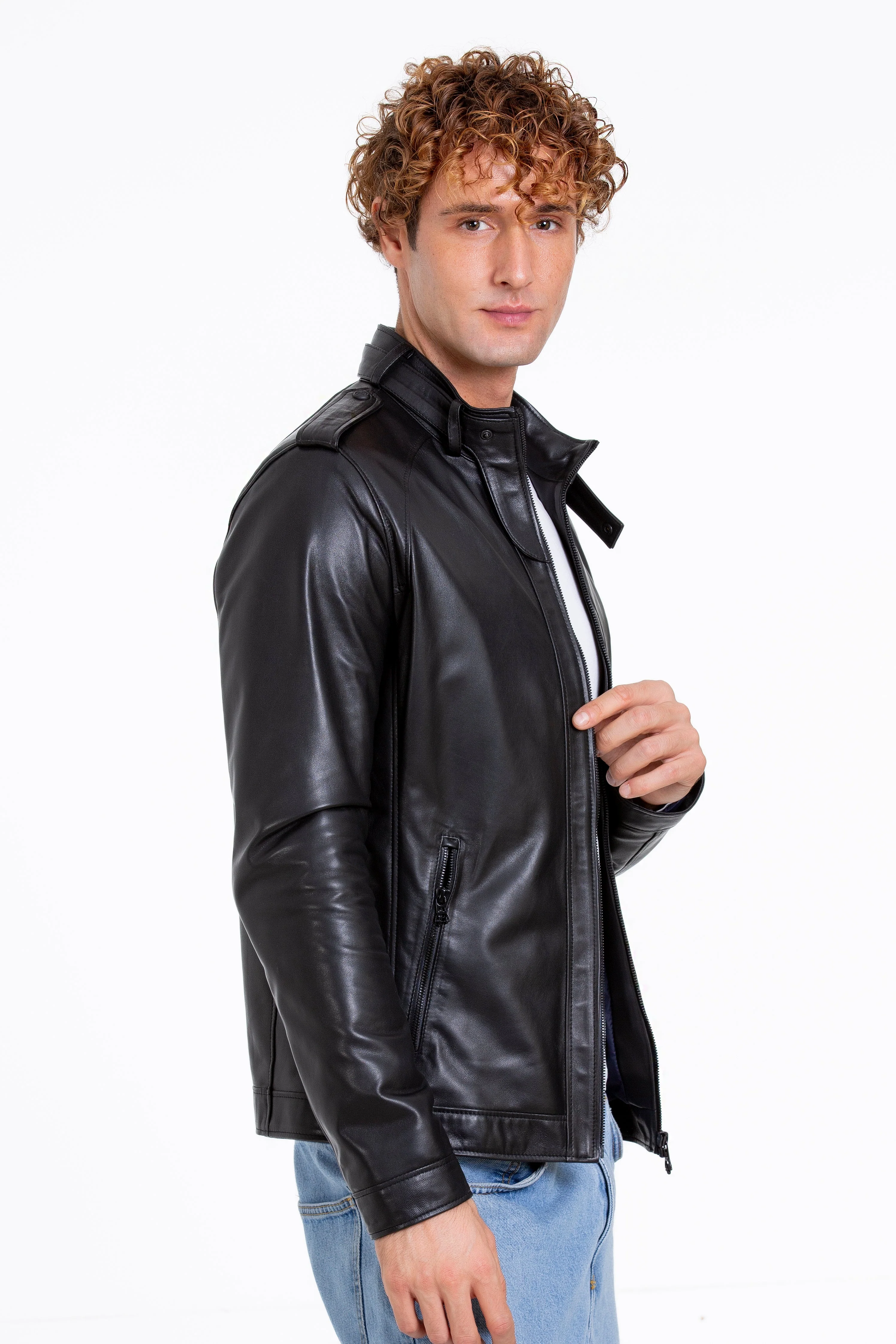 The Vinohrady Black Leather Men Jacket - Image 4