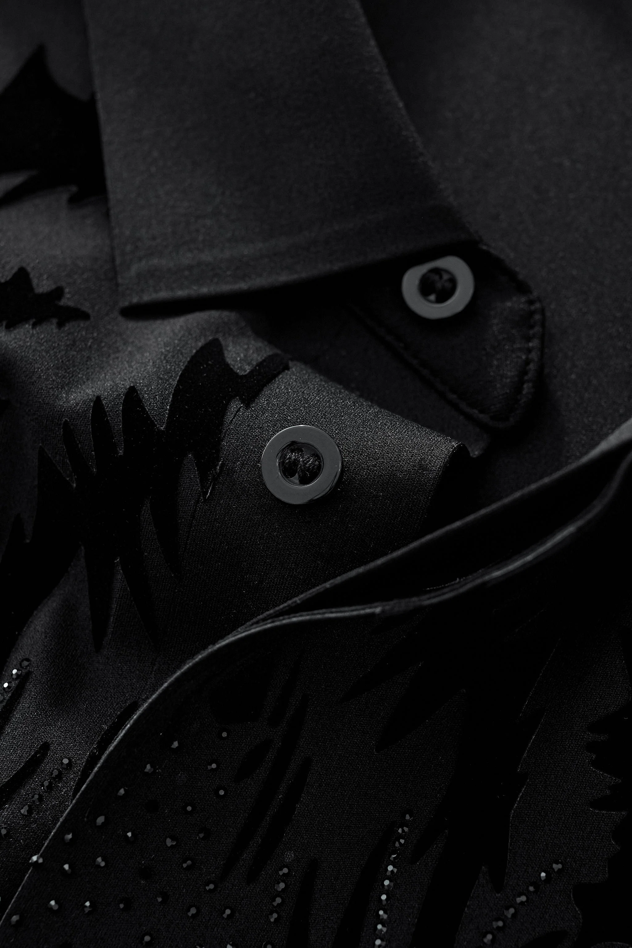 Tiger’s Wrath Embellished Polo BLACK - Image 5